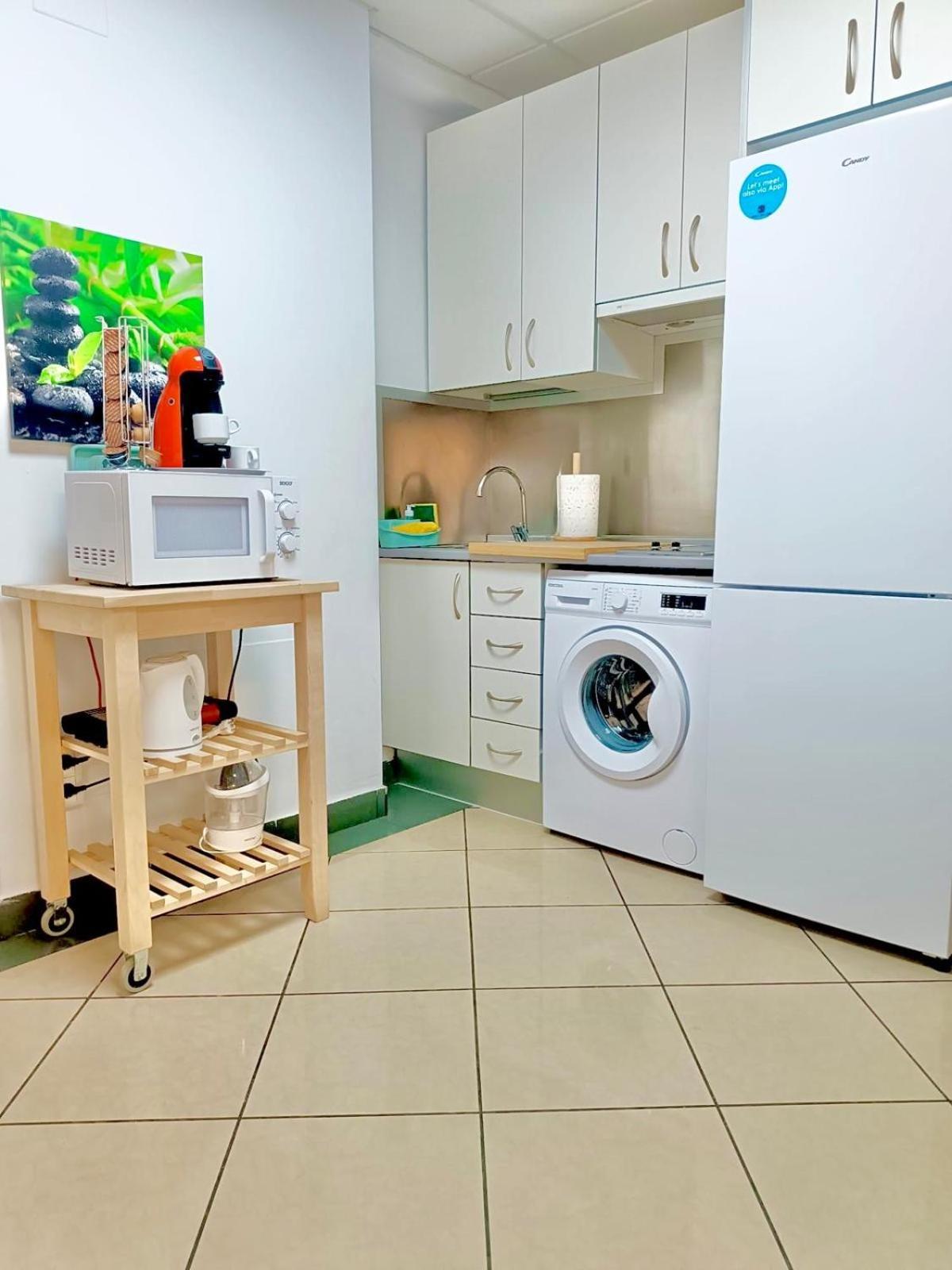 Apartamento El Bambu Cerca Del Mar Málaga Exteriör bild