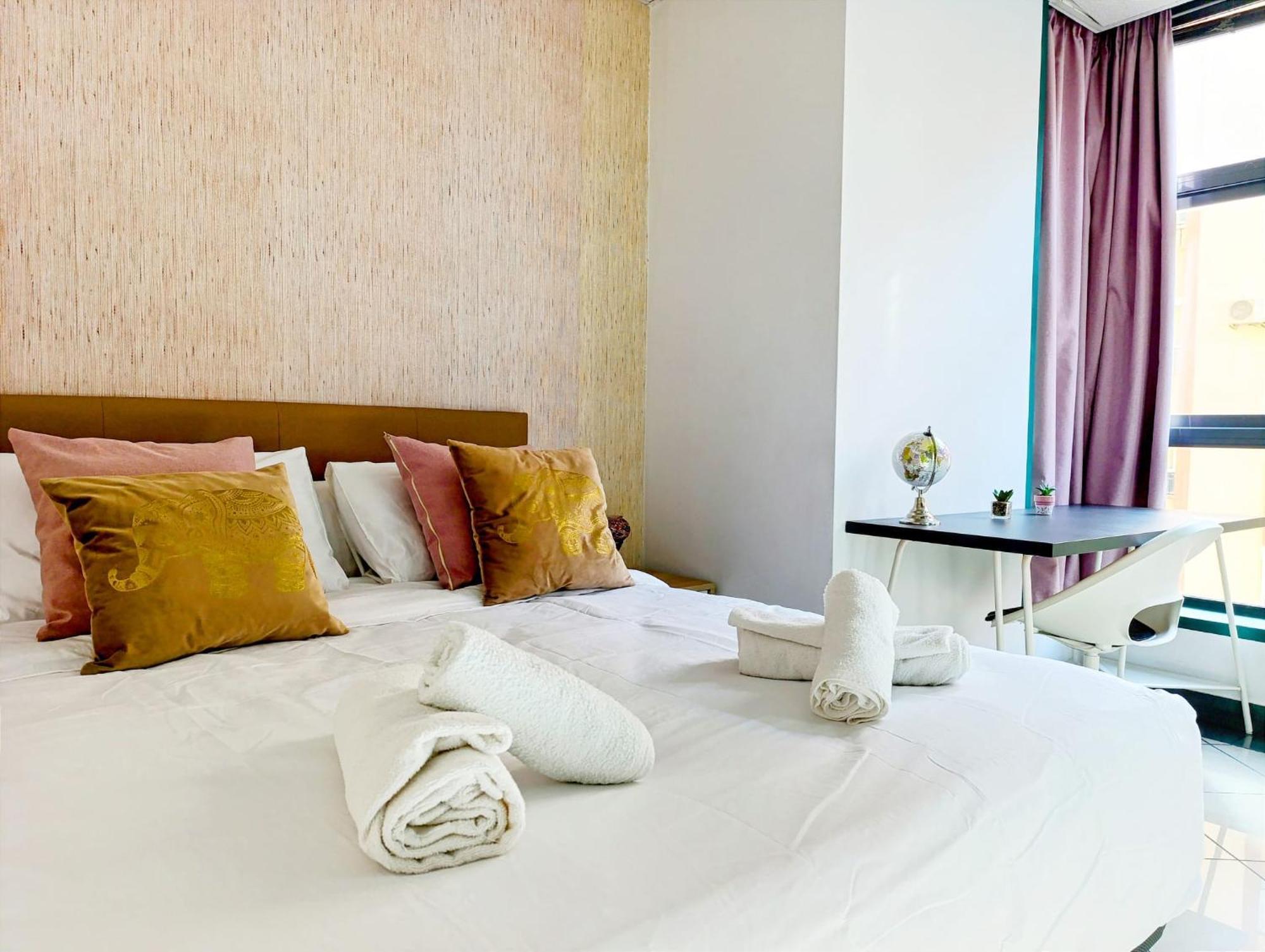 Apartamento El Bambu Cerca Del Mar Málaga Exteriör bild